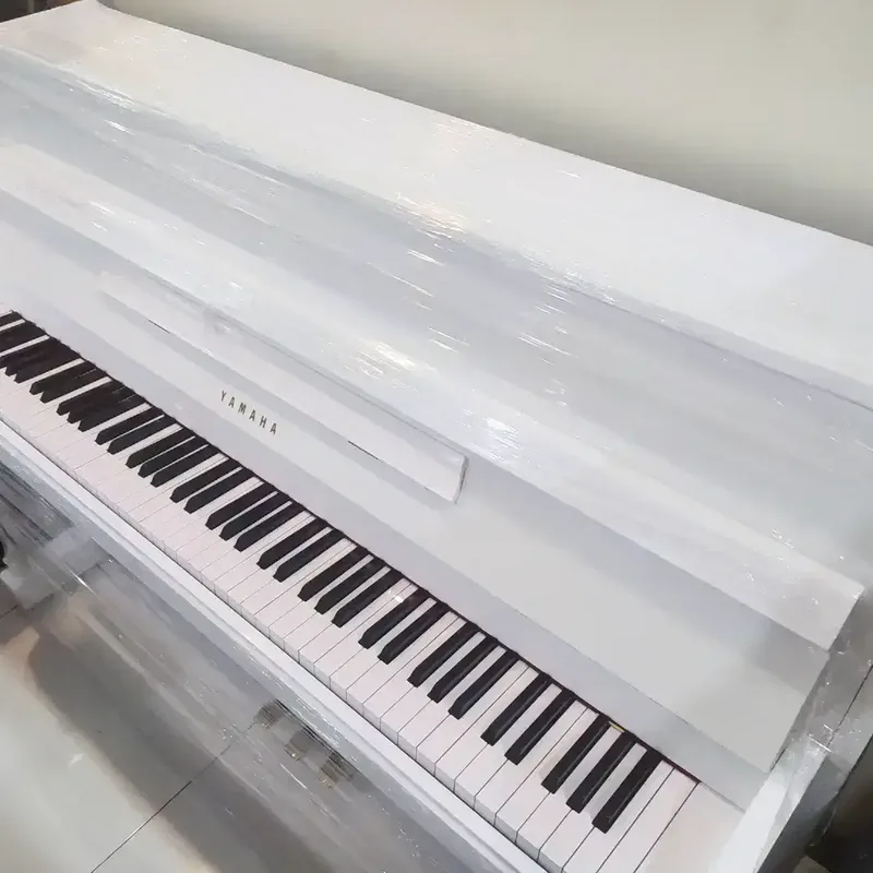 Piano Yamaha LU white - Hobbies & Sports in Bali