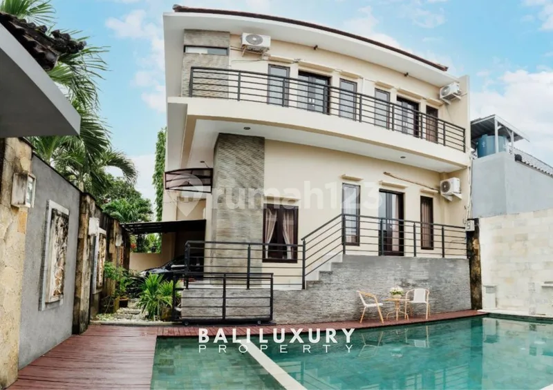 Vila Hak Milik Renovasi Baru Dekat Ayana & Raffles Jimbaran - Lokasi Prime - Bali in Bali