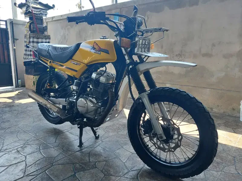 Dijual Motor Verza Custom Win 100 - Vehicles in Bali