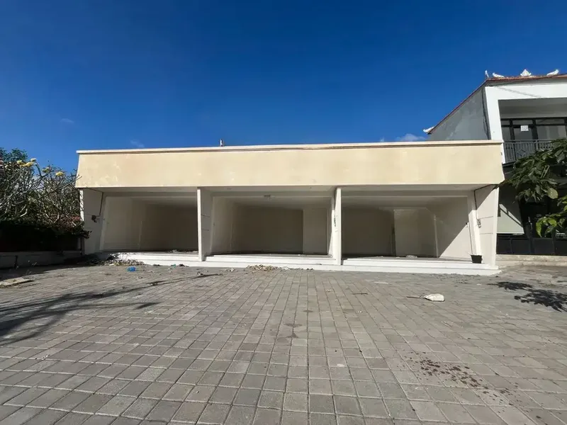 Strategic Commercial Space With SHM For Rent In Uluwatu - Real Estate in Bali