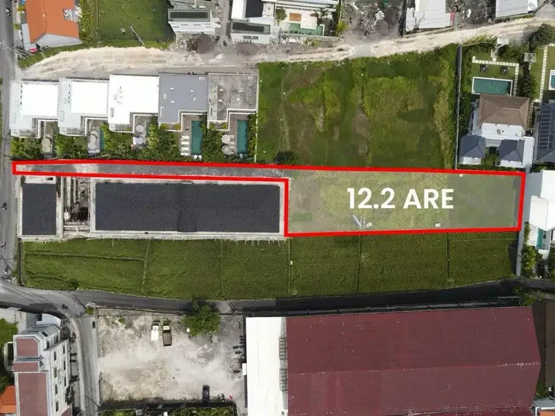 LAHAN MURAH PINK ZONE LOKASI STRATEGIS  DENGAN AKSES PRIBADI LOKASI DI AREA BERAWA CANGGU - Real Estate in Bali