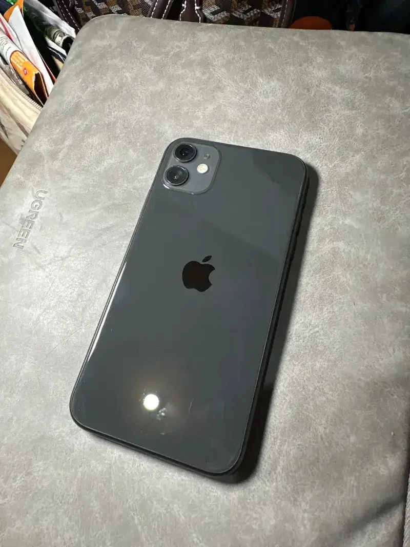 Ip 11 256 like new - Electronics in Bali