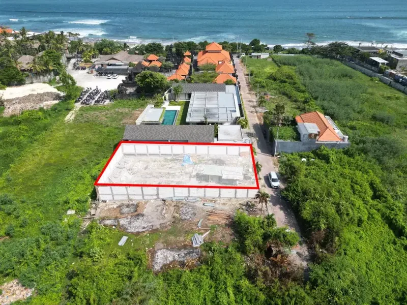 Rare Land Opportunity in Canggu - Only 70 Meters to Batu Bolong Beach - Bali in Bali
