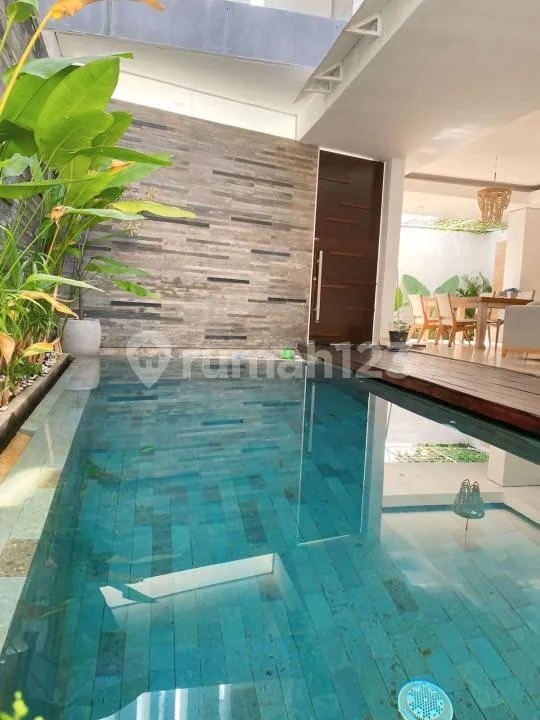 Villa Lokasi Tenang Strategis Dekat Pantai, Potato Head di Umalas - Real Estate in Bali