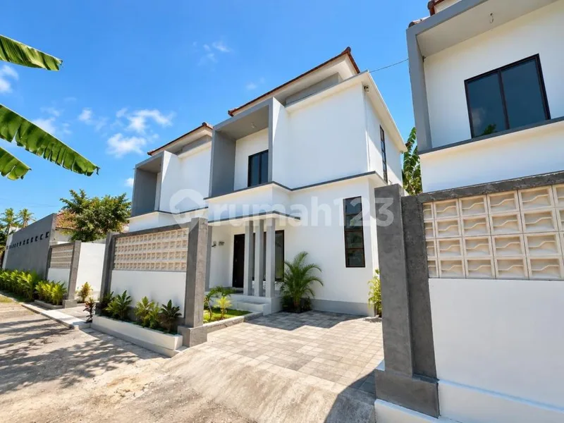 For Sale New Villa-Style House Under 1 Billion Lokasi Strategis - Real Estate in Bali