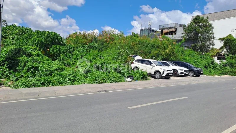 Tanah Prime 14 Are di Utama Pantai Berawa Canggu Dkt Atlas Beach - Real Estate in Bali