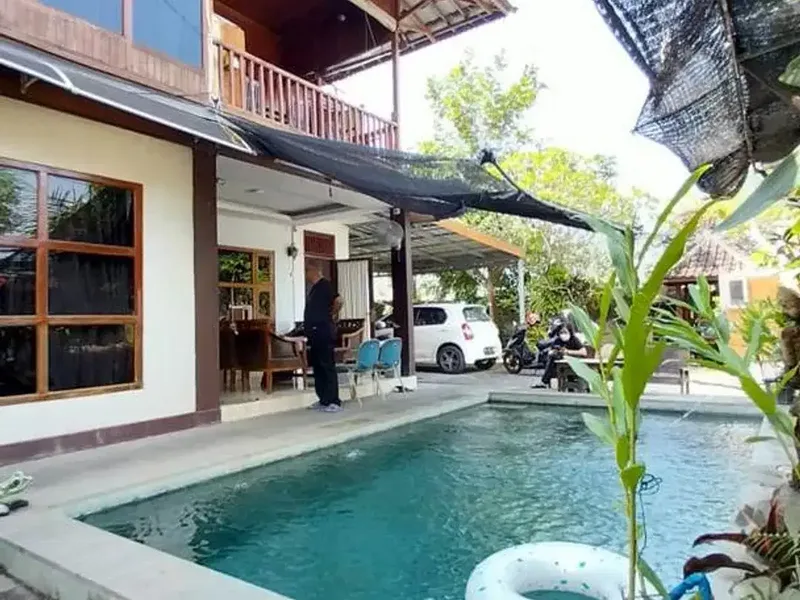 Villa Cantik Lokasi Premium Disewakan, di Tukad Badung, Renon Area - Real Estate in Bali