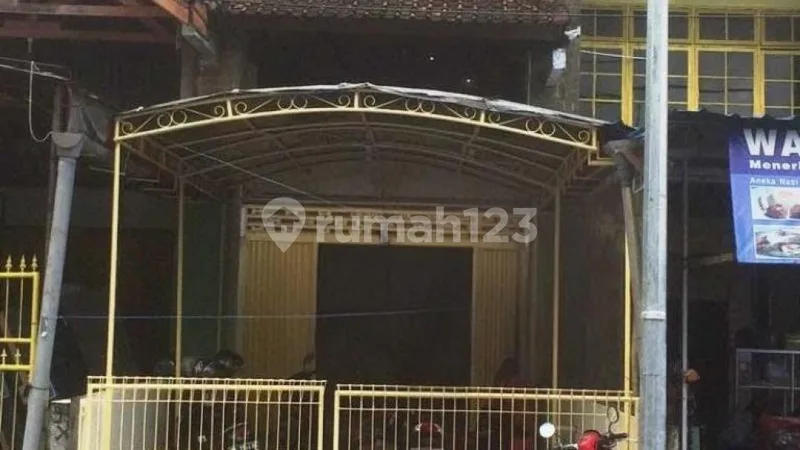 Ruko Tuban Dekat Airport di Dewi Sartika - Real Estate in Bali