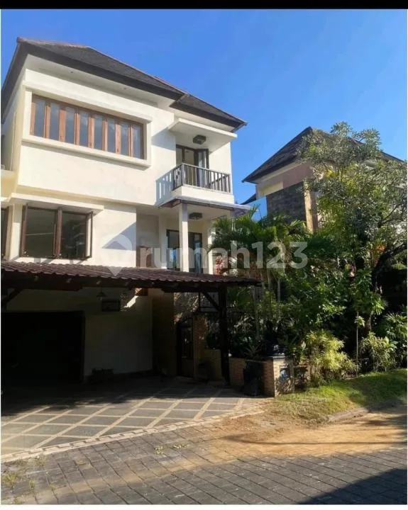 Rumah Mewah 3 Lantai Denpasar Selatan - Bali in Bali
