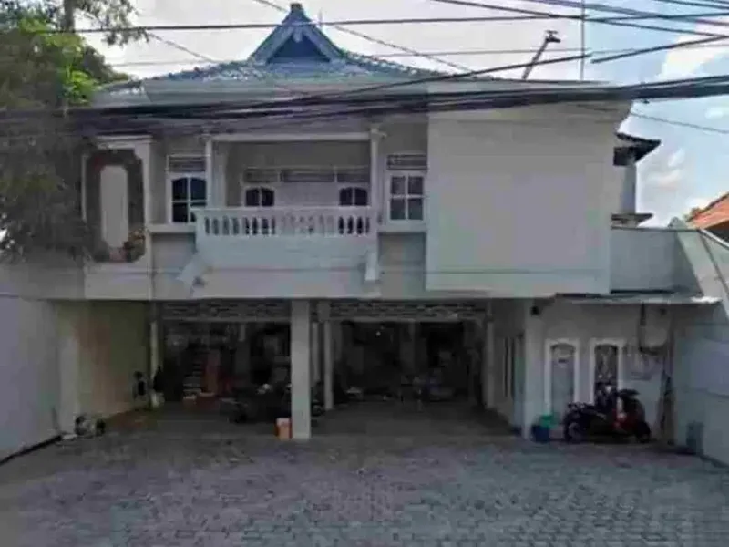jual cepat bangunan 2 lt luas tanah 5,5 are dekat TSM di jln Imam Bonjol Denpasar - Real Estate in Bali