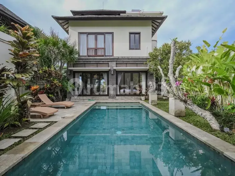 Disewakan Villa Modern Tropika Lingkungan Sejuk dan Tenang - Real Estate in Bali