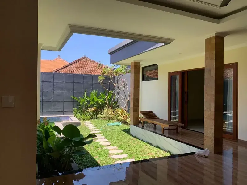 Disewakan Villa Modern dengan Kolam Renang Pribadi untuk Sewa Tahunan atau Jangka Panjang di Sanur Kauh - Real Estate in Bali
