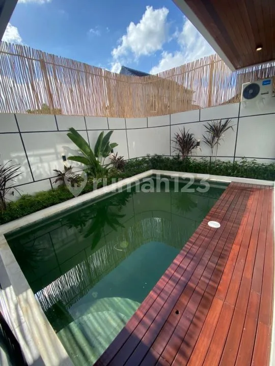 Brand New 3 BR Villa In Yelow Zone Padonan Canggu - Bali in Bali