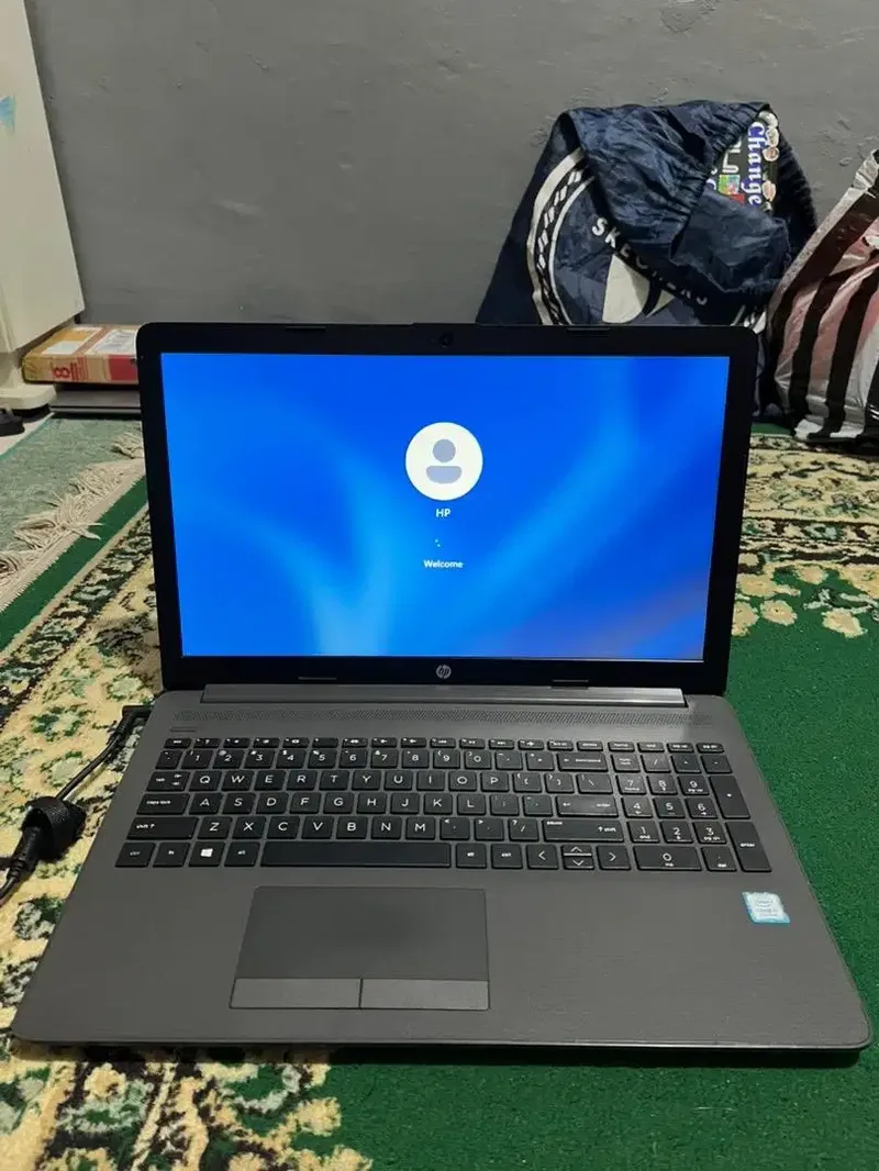 Laptop HP 250 G7 Core i7 - Electronics in Bali