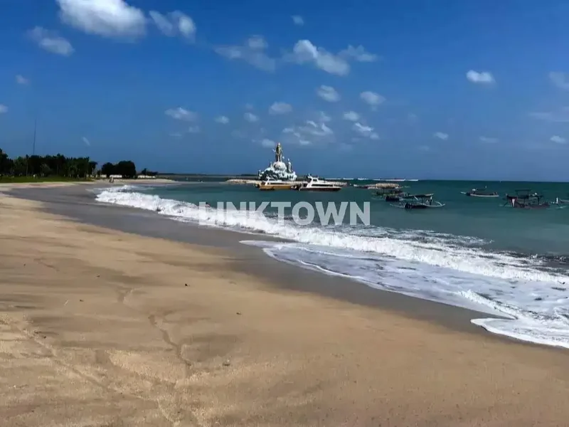 Beachfront Land in Pantai Jerman Kuta with Sunset View For Sale - Real Estate in Bali