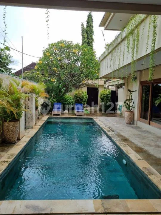 Villa Premium Turun Harga Hook Dekat Pantai Strategis Tibubeneng - Real Estate in Bali
