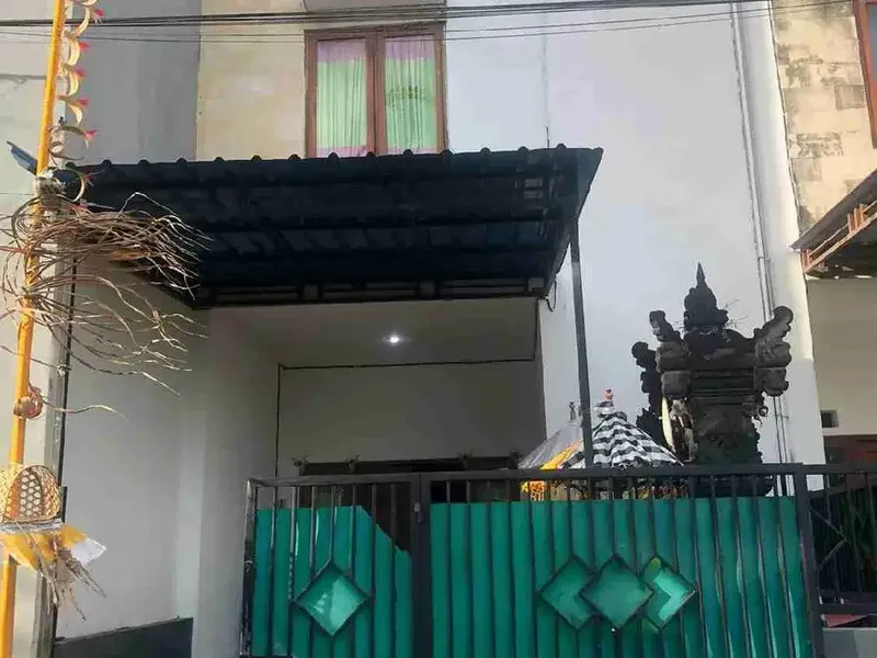 RUMAH MINIMALIS 2 LANTAI, 2 KAMAR, DEKAT IALF & UNDIKSHA SESETAN - Real Estate in Bali
