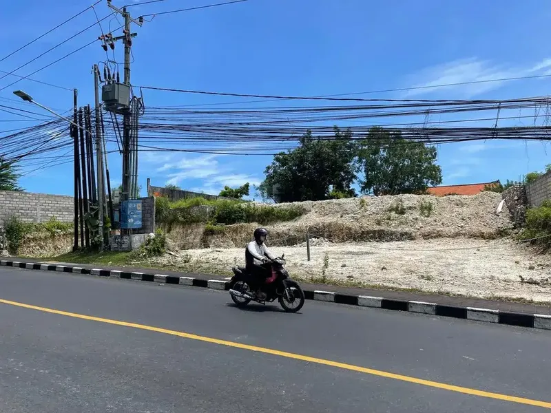 PRIME COMMERCIAL LAND FOR LEASE – MAIN ULUWATU ROAD - Bali in Bali