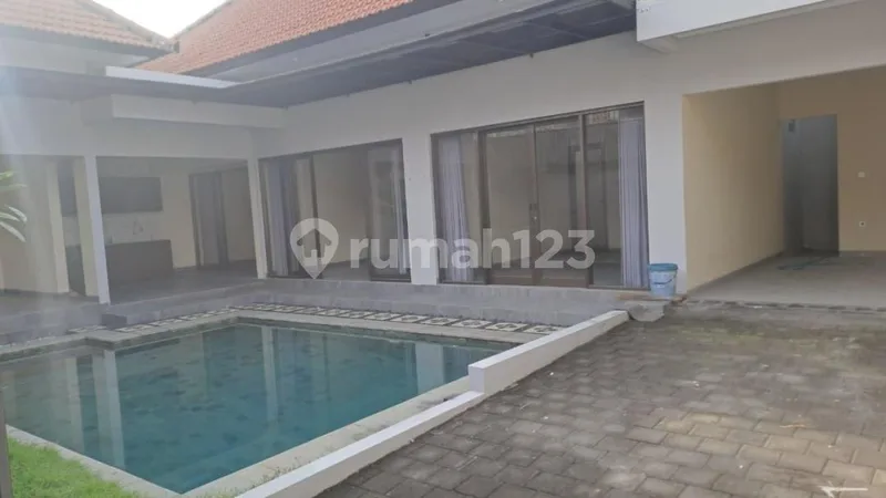 Villa Hadap Utara 3 KT Tukad Nyali Sanur Kaja Densel - Bali in Bali