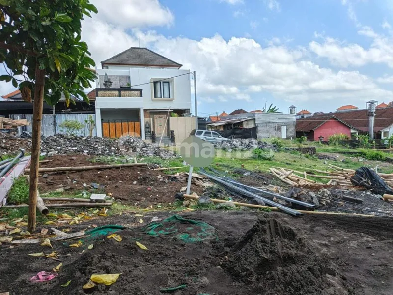 Tanah SHM Dijual Murah di Dalung - 1 Are - Bentuk Kotak - Cocok Villa & Rumah - Rp 760 Juta - Bali in Bali