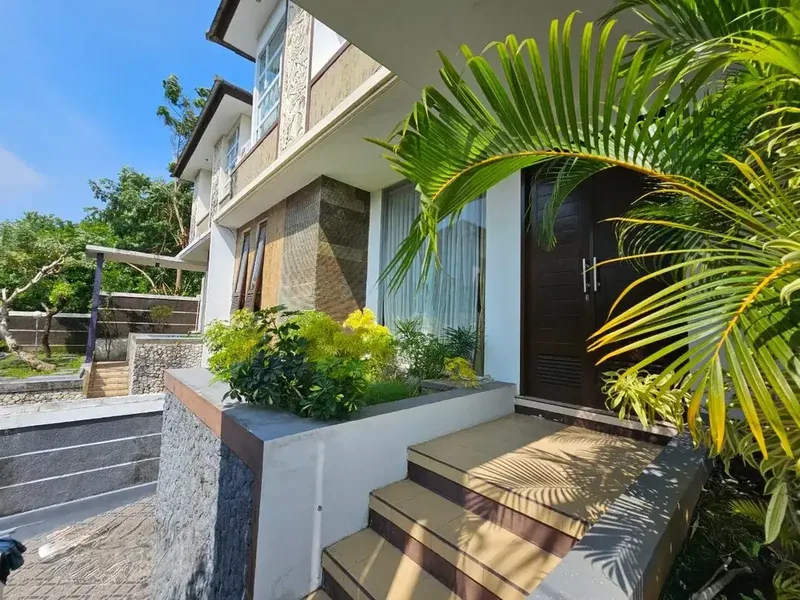Dijual Rumah Furnished di Taman Giri Jimbaran - Bali in Bali