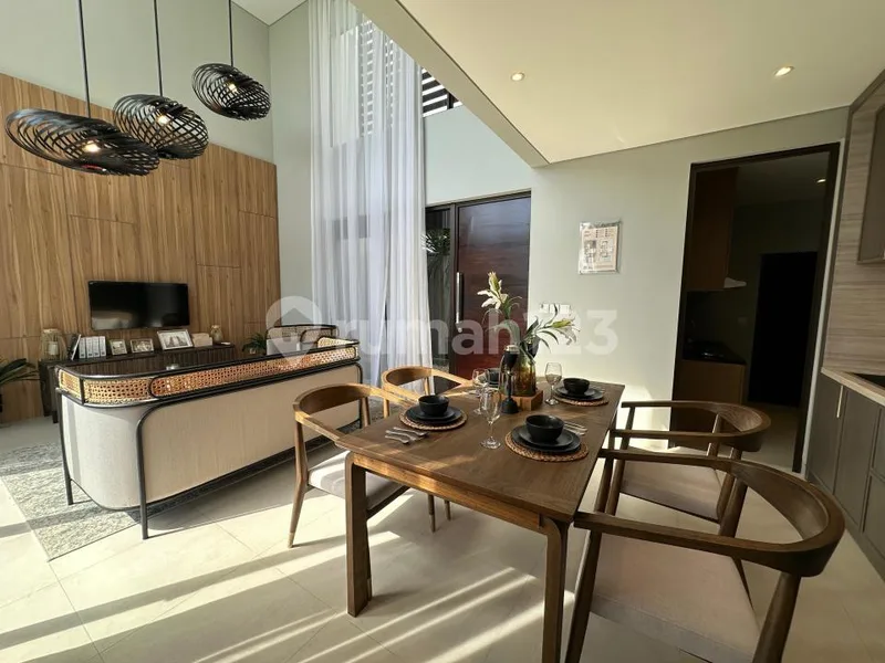 Dijual Villa Tropical Modern - Akses Jalan Besar & Fasilitas Premium Kediri, Tabanan - Dekat Pantai Private - Real Estate in Bali