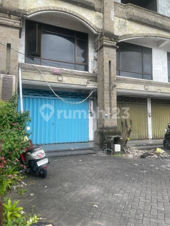 For Sale Ruko Strategis di Jalan Nakula - Real Estate in Bali