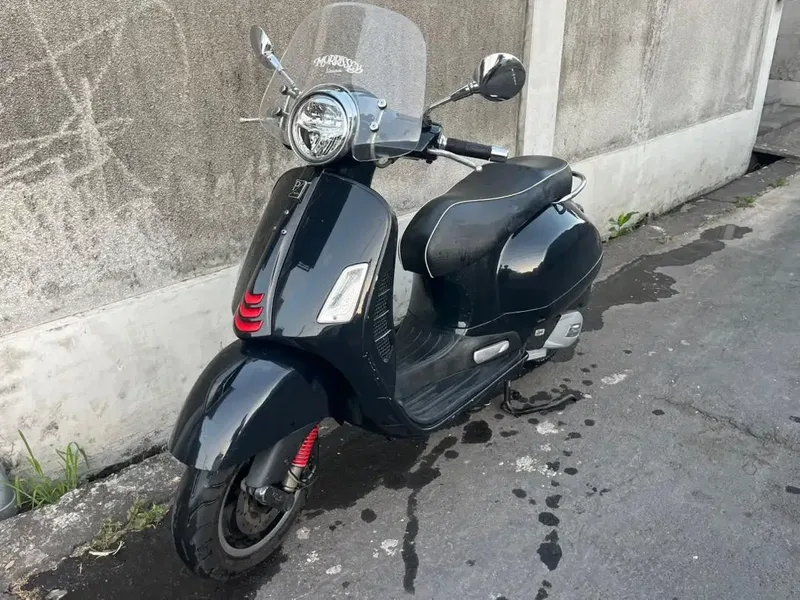 Vespa GTS 150 i-Get 2020 PMK 2021 - Vehicles in Bali