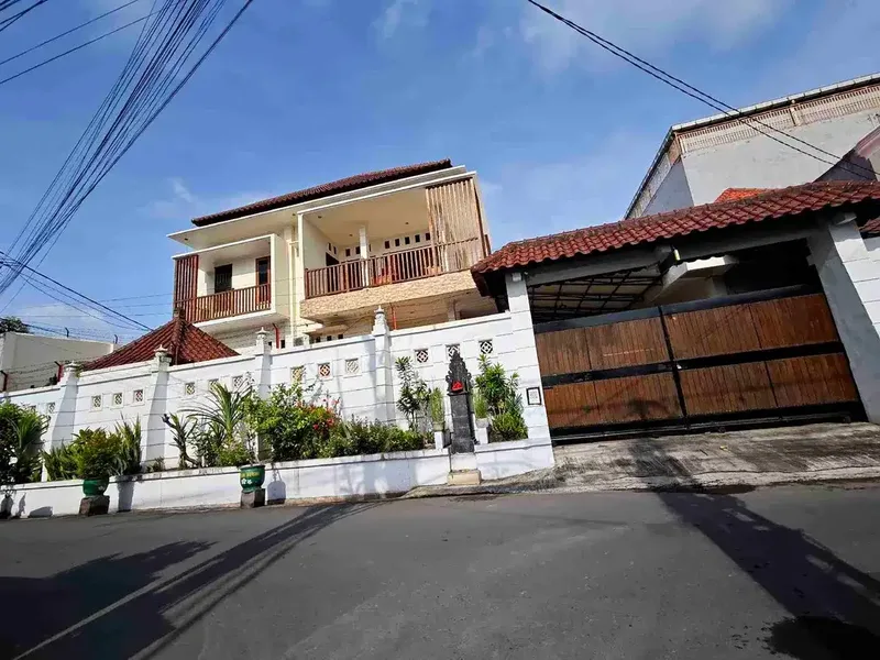 Tanah Bonus Rumah Usaha di Teuku Umar Denpasar - Real Estate in Bali