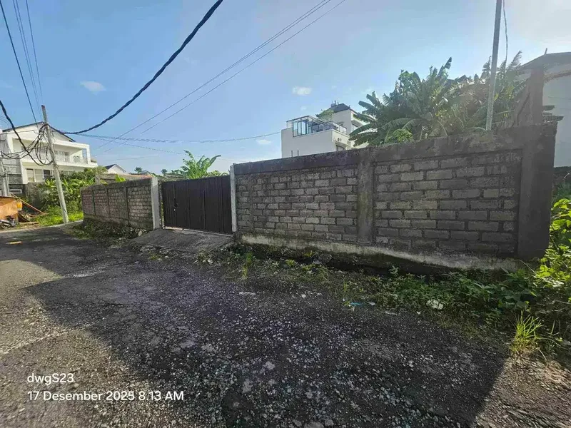 dijual tanah premium lingkungan villa lokasi brawa canggu - Bali in Bali