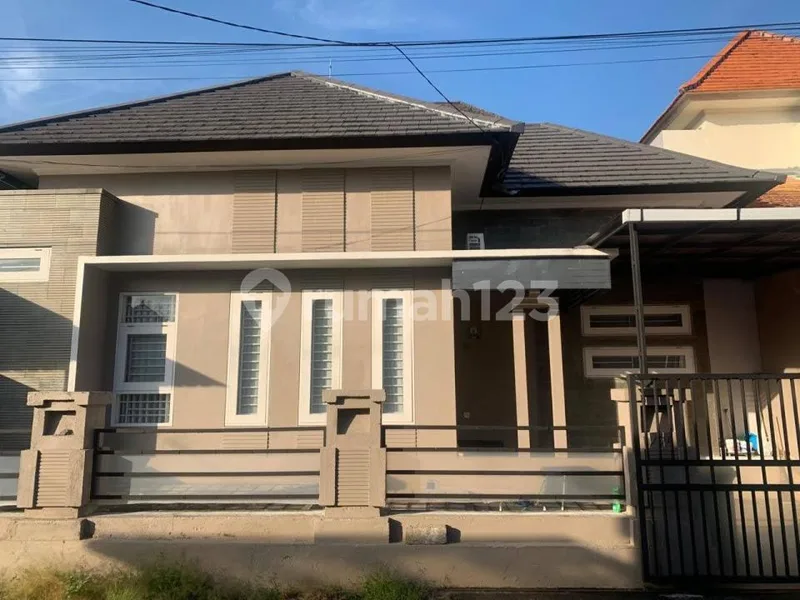 Rumah One Gate System Dekat Kampus Udayana, Bali Arum Jimbaran - Badung, - Real Estate in Bali