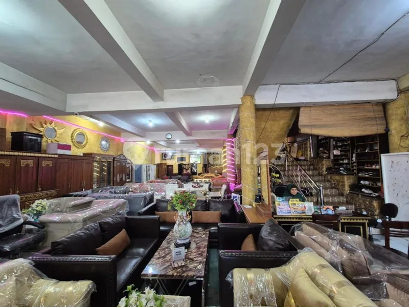 Ruko + Rumah 3 Lantai di Jalan Imam Bonjol - Denpasar - Bali in Bali