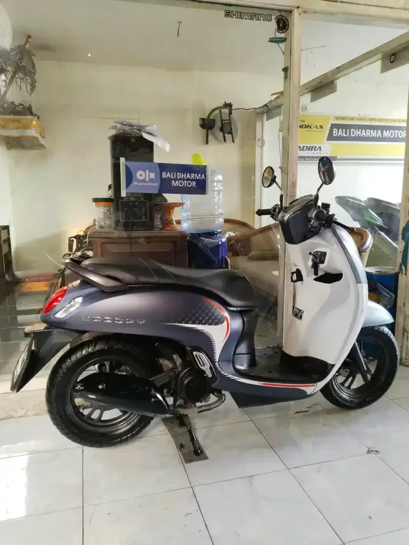 Honda Scoopy fi thn 2023 cash. Bali dharma motor - Vehicles in Bali