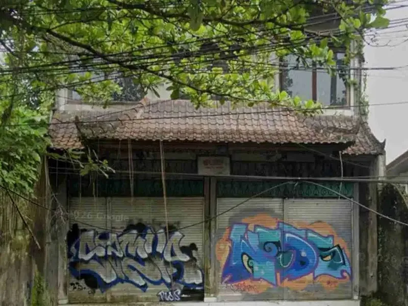Tanah Komersial Bonus Ruko 3 Lantai Dekat Goa Gajah Ubud - Real Estate in Bali