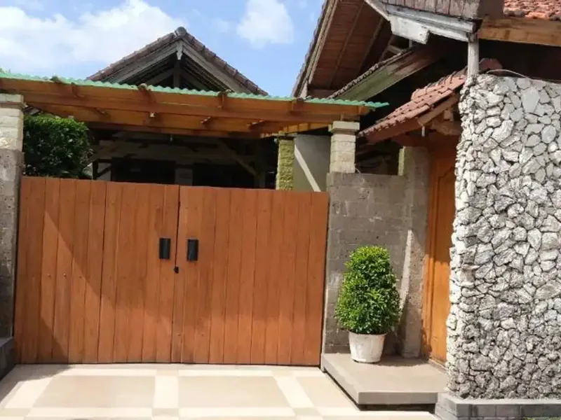 RUMAH STRATEGIS PUSAT KOTA DI AHMAD YANI DENPASAR - Real Estate in Bali