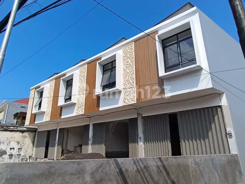 Ruko Baru Dua Lantai di Pusat Turis Kuta Bali - Real Estate in Bali
