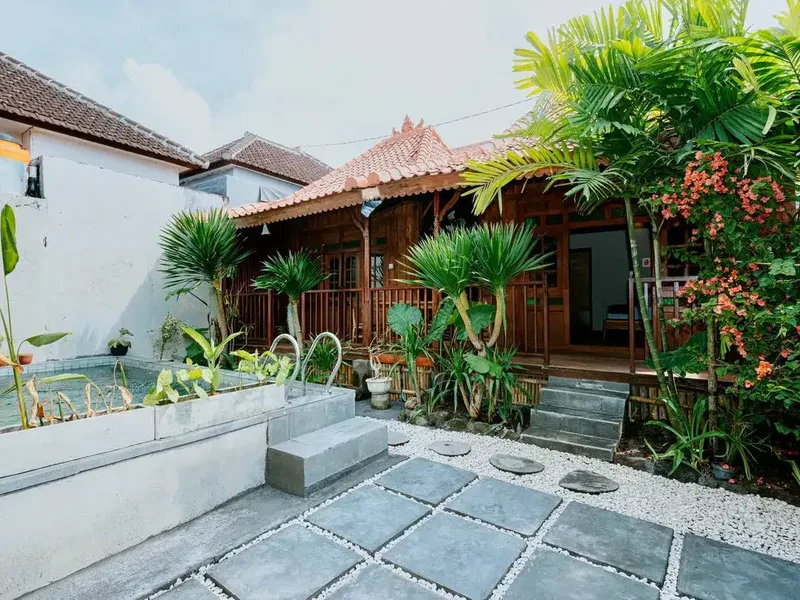 Villa joglo harga murah di daerah Pantai Kedungu, Tabanan. Cocok untuk investasi - Real Estate in Bali