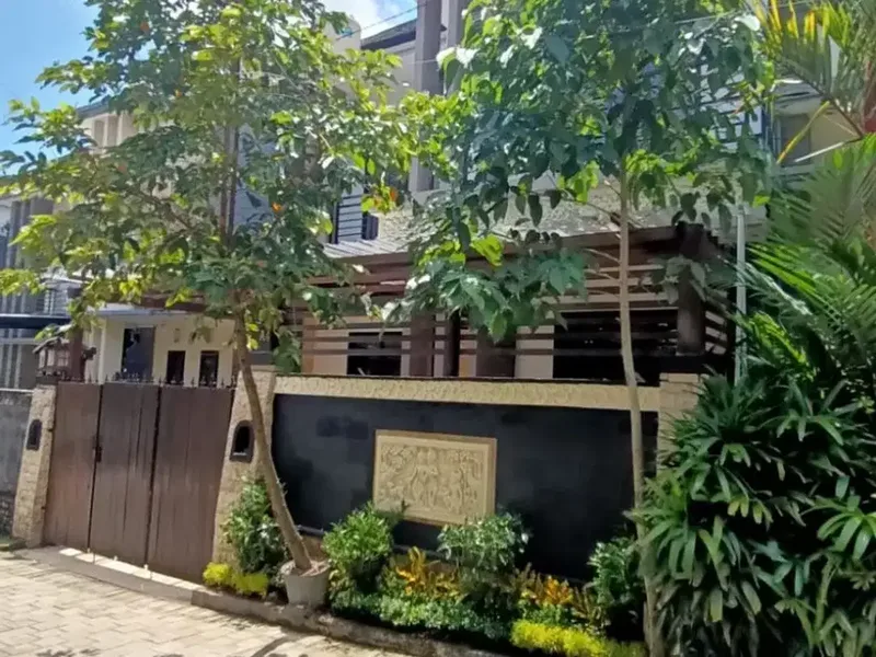 Dijual Rumah Siap Huni di Lokasi Strategis - Semi-Furnished! - Real Estate in Bali