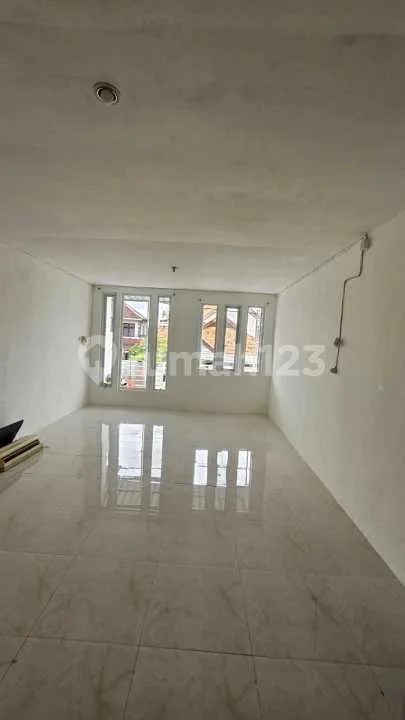 Ruko 2 Lantai Dijual - Lokasi Strategis Buana Kubu :Fire: - Bali in Bali