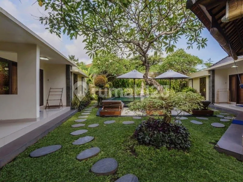 Villa Full Furnished Pool 2 Lantai Strtaegis di Seminyak - Real Estate in Bali