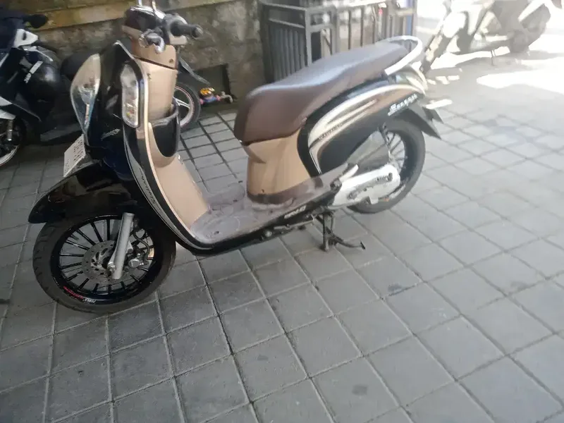 Honda Scoopy fi 2014 cash. Bali dharma motor - Vehicles in Bali