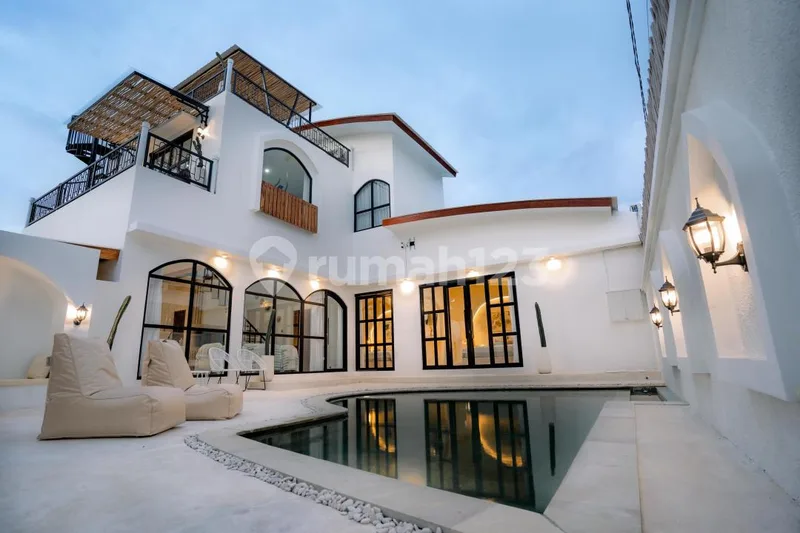 Exclusive Leasehold Villa Bagus In Ungasan Dekat Savaya - Real Estate in Bali