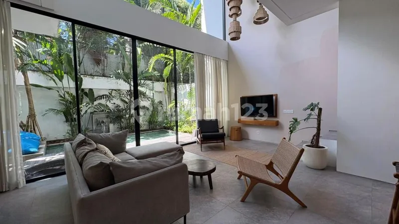 For Rent - Spacious 3Br Villa With Pool In Tumbak Bayuh Canggu - Real Estate in Bali
