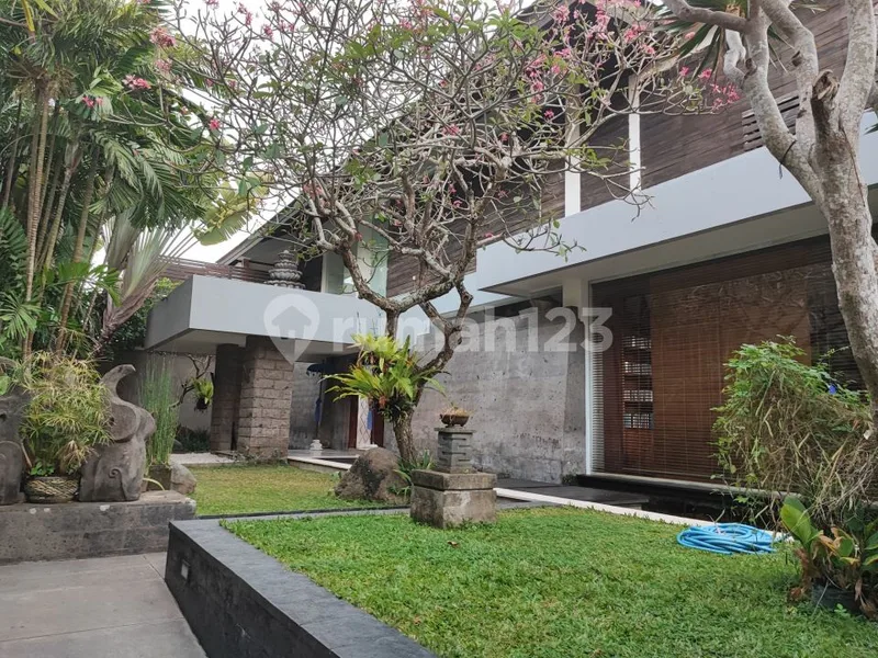 Villa Jual Furnish View Laut Di Jimbaran, Kuta Selatan - Real Estate in Bali