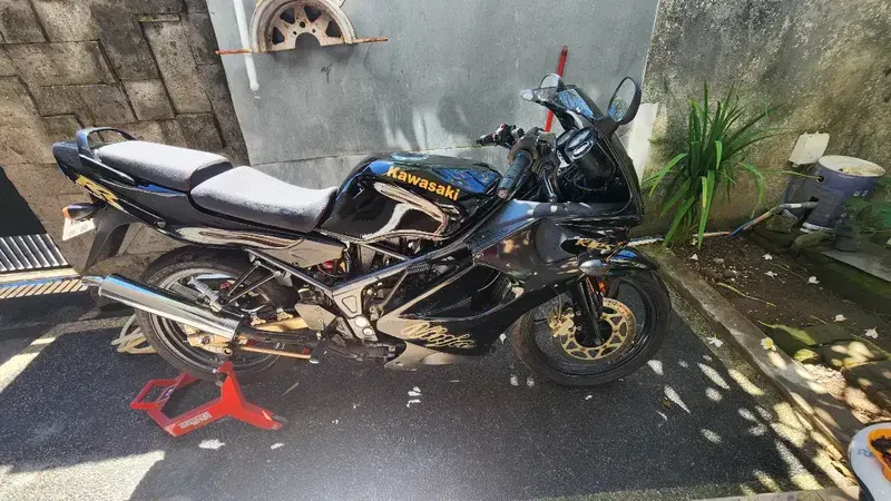 Ninja RR Old 2008 Hitam - Vehicles in Bali