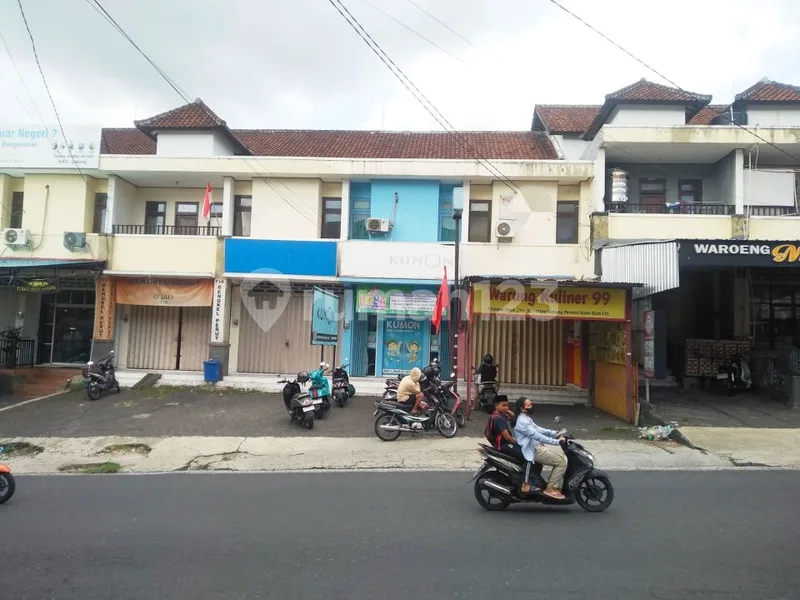 Ruko 2 Lantai Murah Kawasan Padat Penduduk Dalung Permai - Bali in Bali