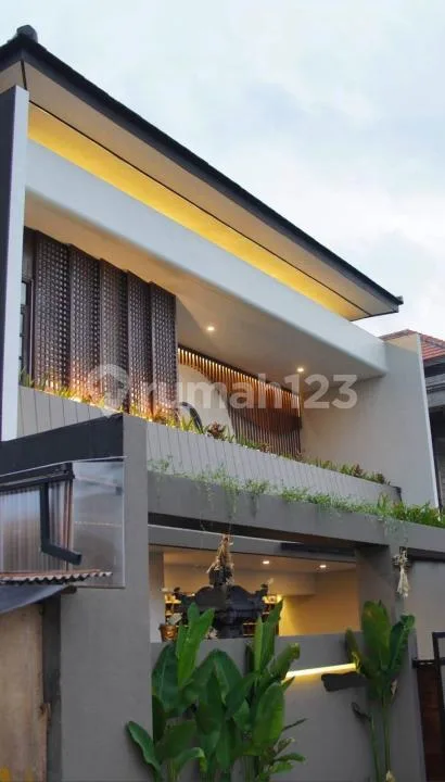 Onsale Rumah Modern 2 Lantai Berlokasi di Batubulan, Gianyar, Bali. - Real Estate in Bali