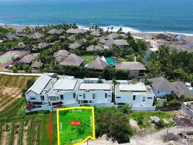 Tanah Premium 3 are  di Dekat Pantai Pererenan Badung Bali - Real Estate in Bali