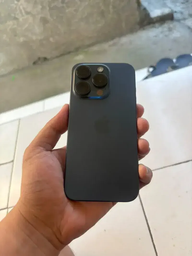Iphone 15 pro 128gb ibox - Electronics in Bali