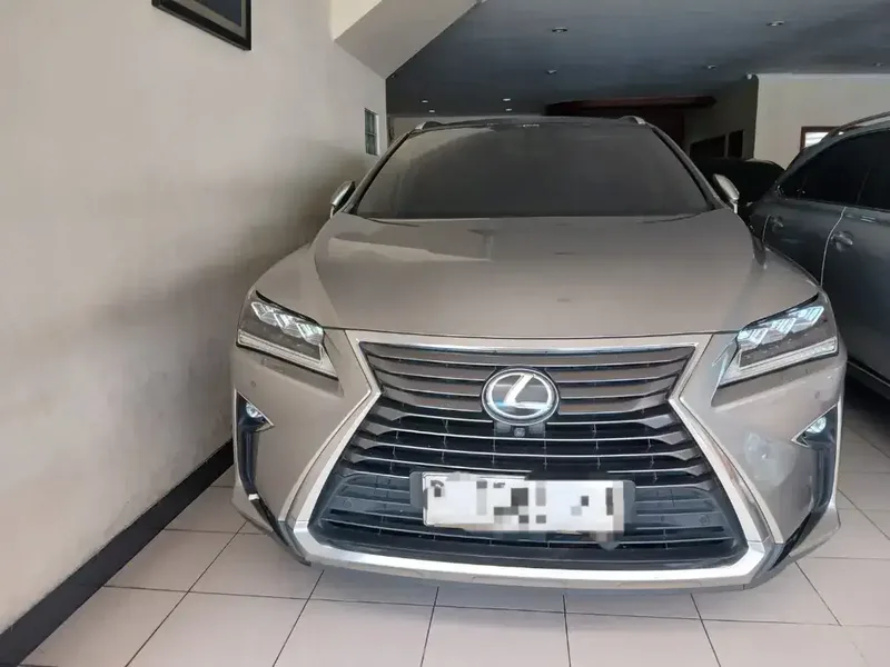 Lexus RX200T Luxury 4X2 17Abu-abu Metalik, matic - Vehicles in Bali